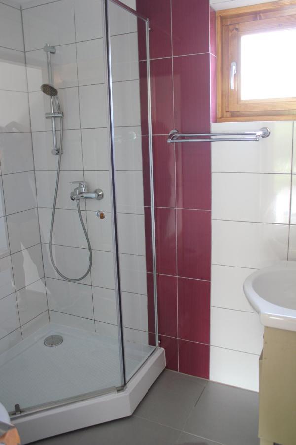 Hotel Cerdacul Cu Stuf Sfântu Gheorghe Esterno foto