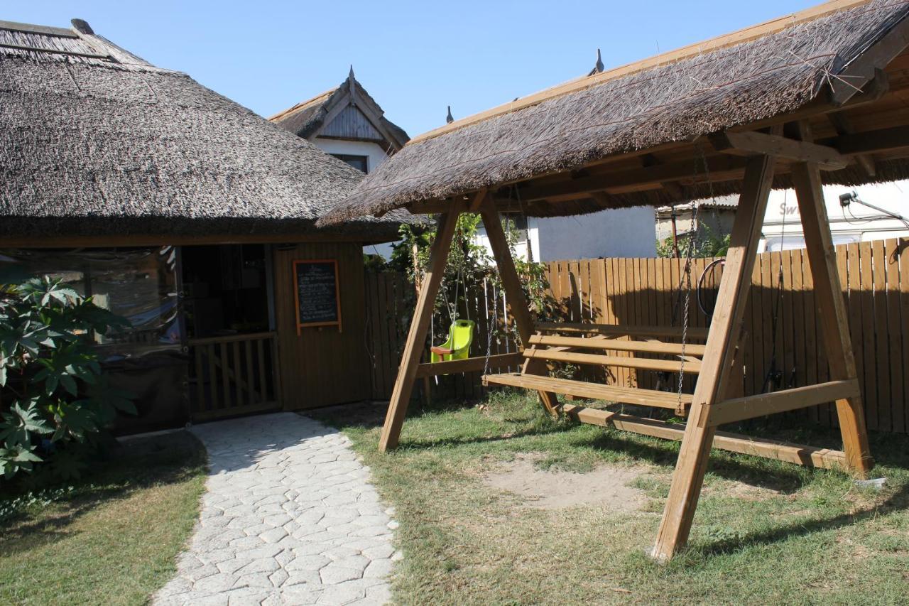 Hotel Cerdacul Cu Stuf Sfântu Gheorghe Esterno foto