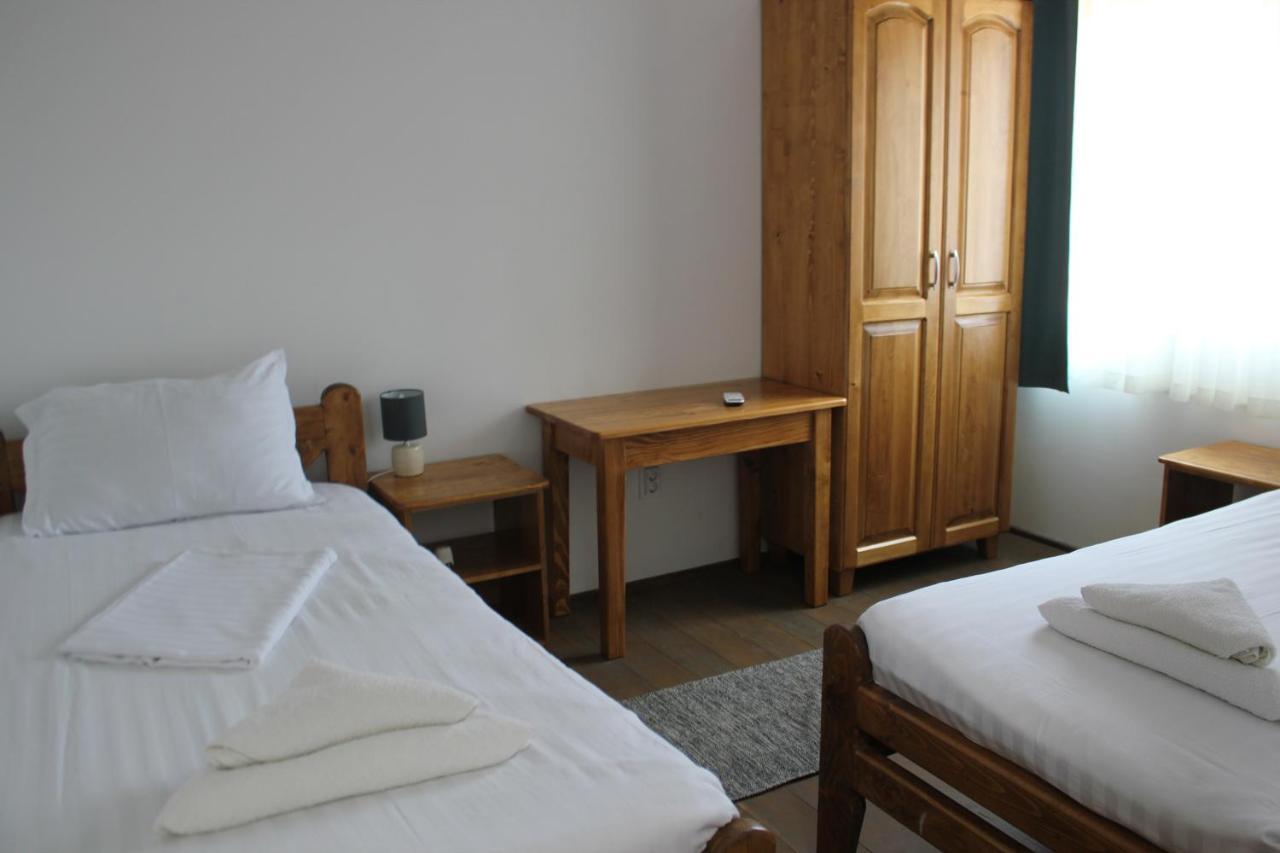 Hotel Cerdacul Cu Stuf Sfântu Gheorghe Esterno foto
